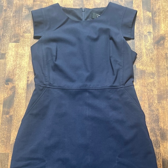 J. Crew 365 SZ 8P - Resume Dress in Navy - Picture 1 of 6